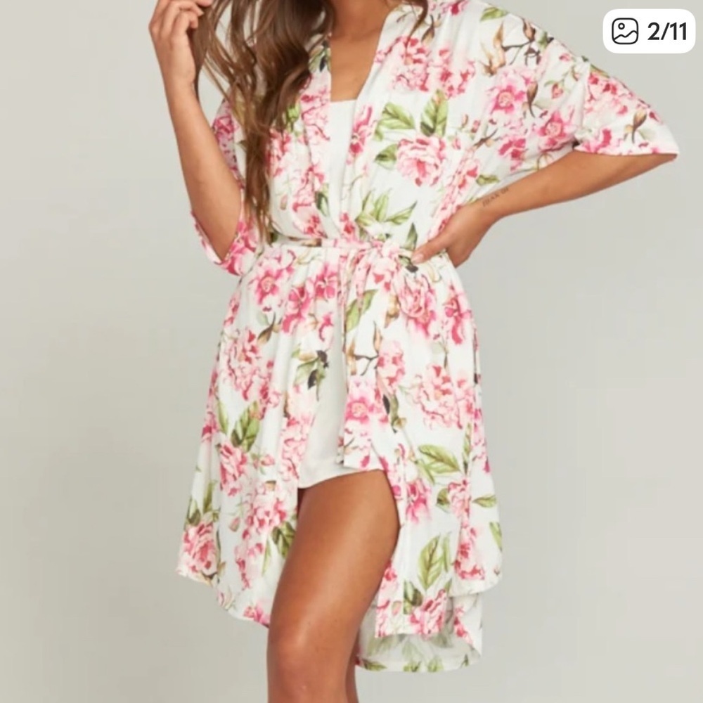 Show Me Your Mumu Brie Robe kimono 'Garden of Blooms' pink white floral no tie